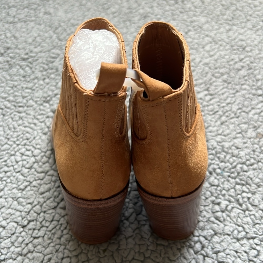 Slip on Pointed Toe Chunky Mid Heel Elastic Panel Casual Chelsea Western Booties - Picture 3 of 5